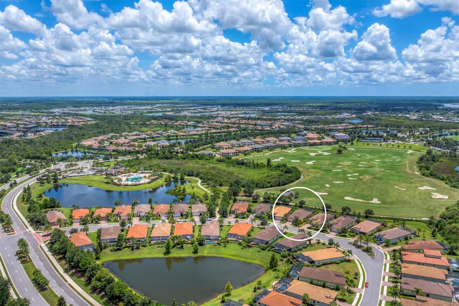 Image 42 of 83 For 16508 Hillside Circle