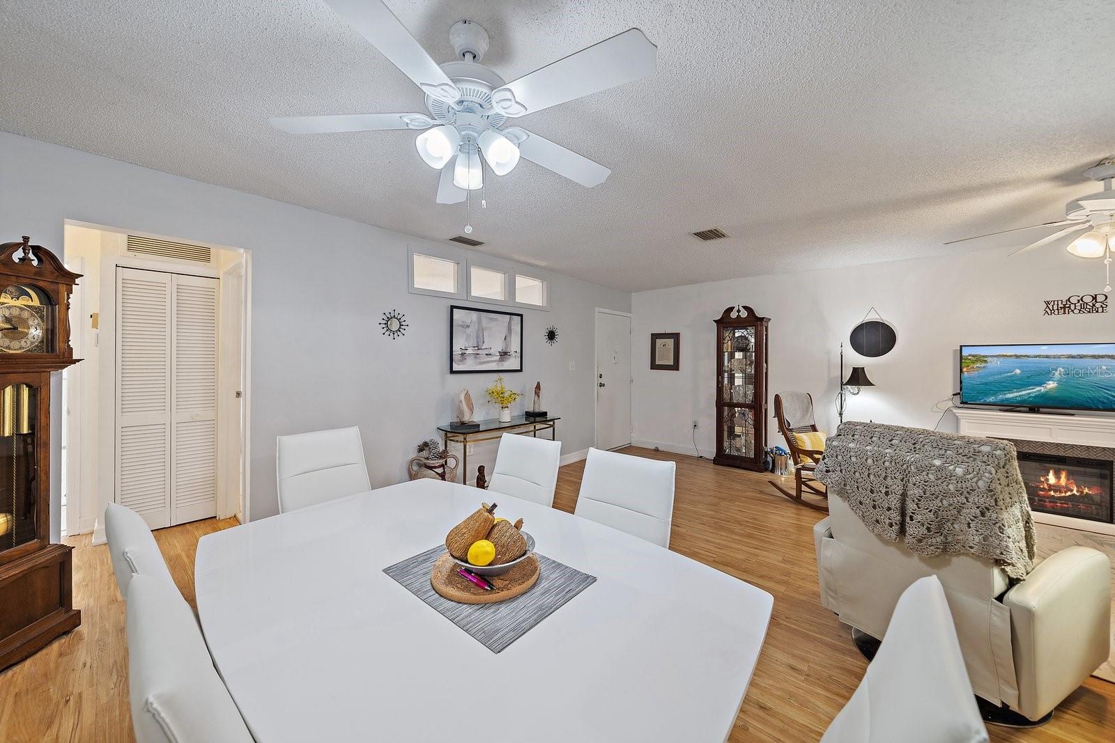 Image 14 of 45 For 4160 Fruitville Road 14