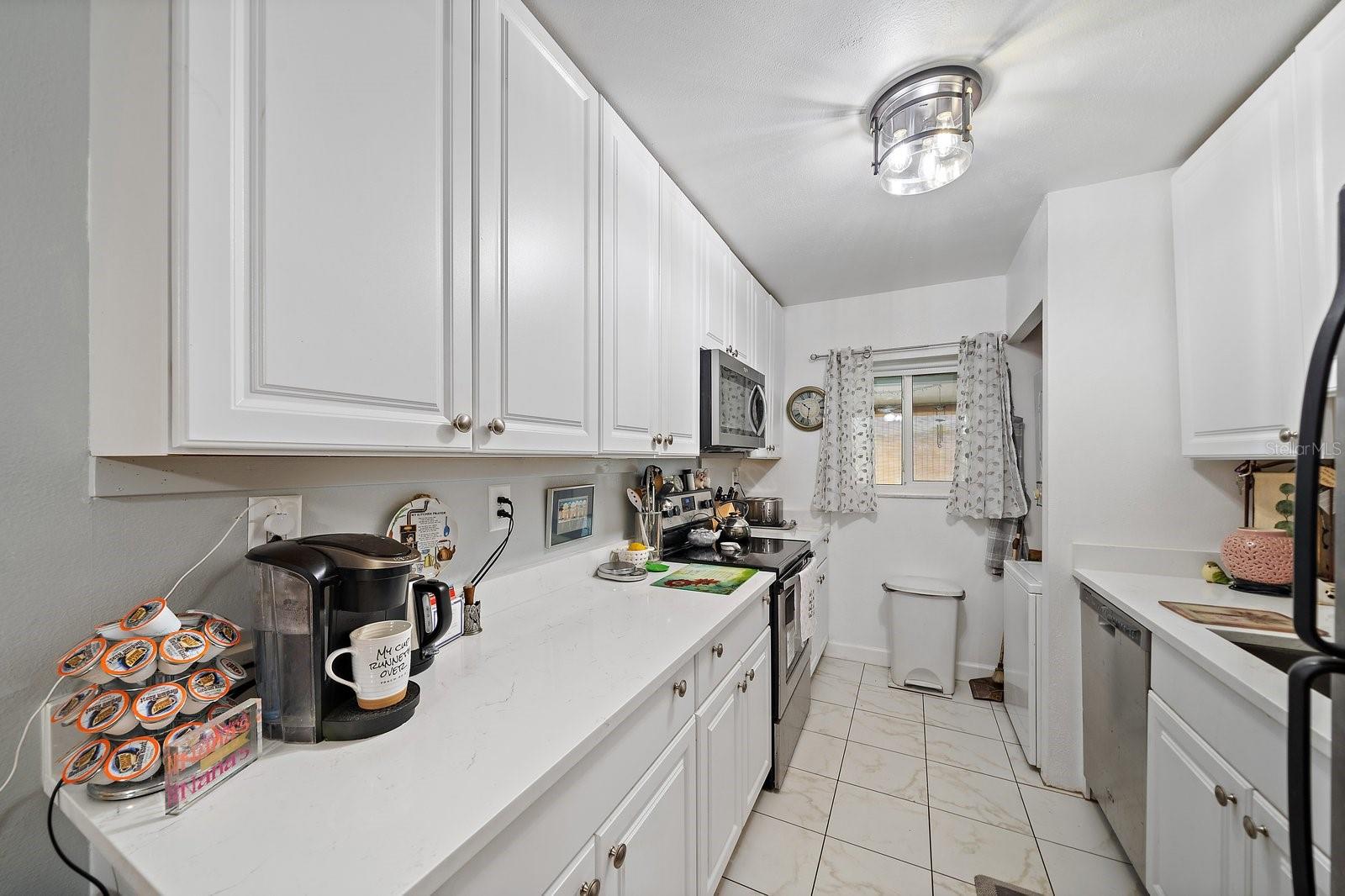 Image 17 of 45 For 4160 Fruitville Road 14