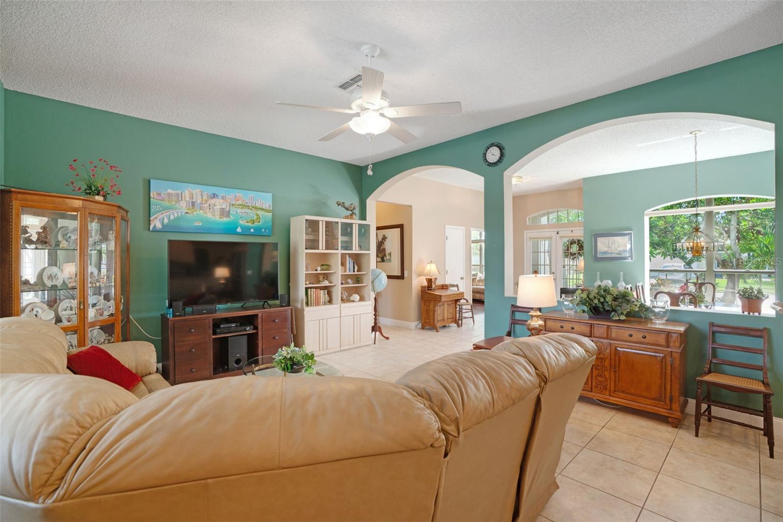 Image 41 of 58 For 111 41st Street Ne