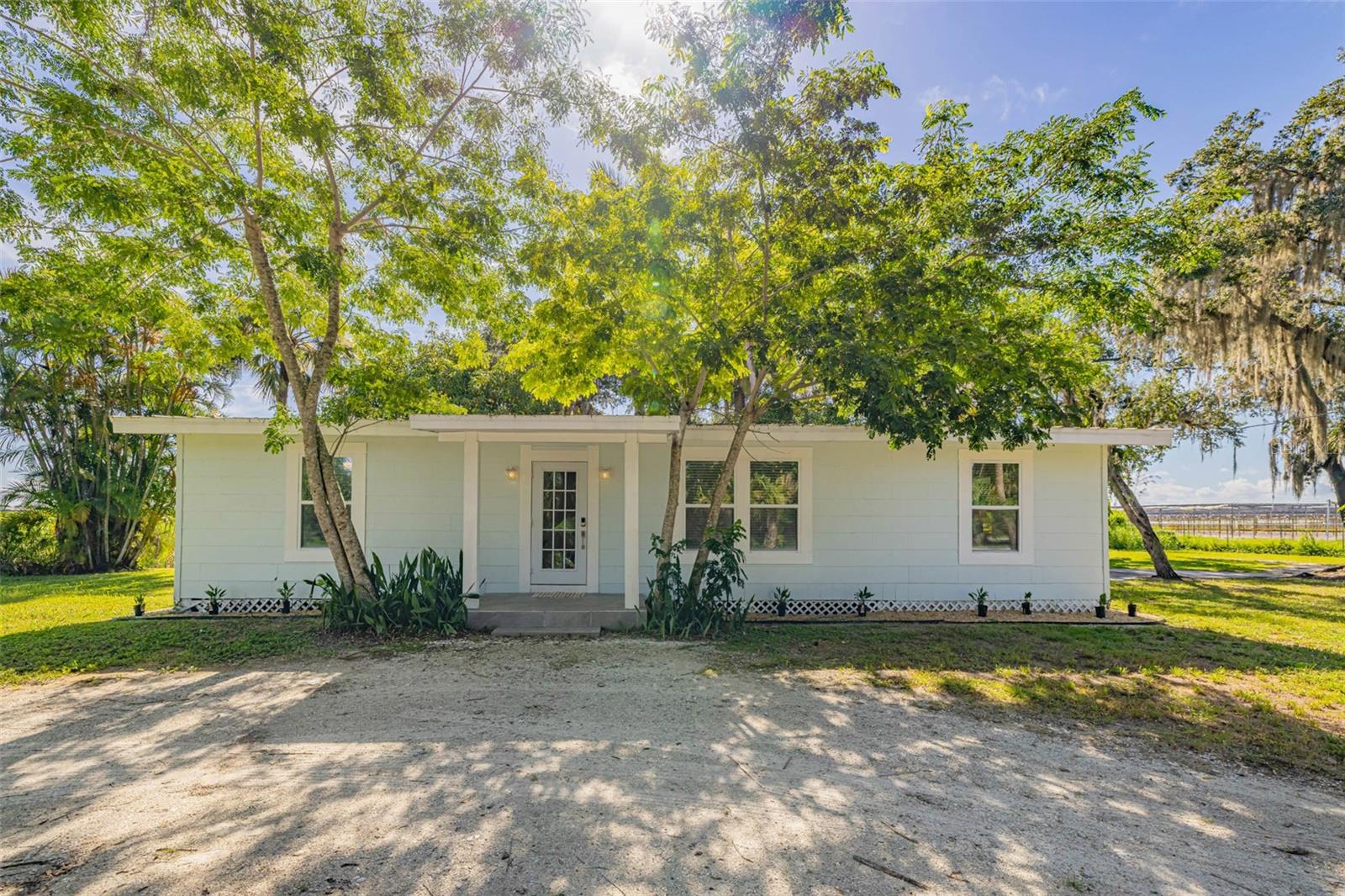 Image 46 of 86 For 19481 River Road 483