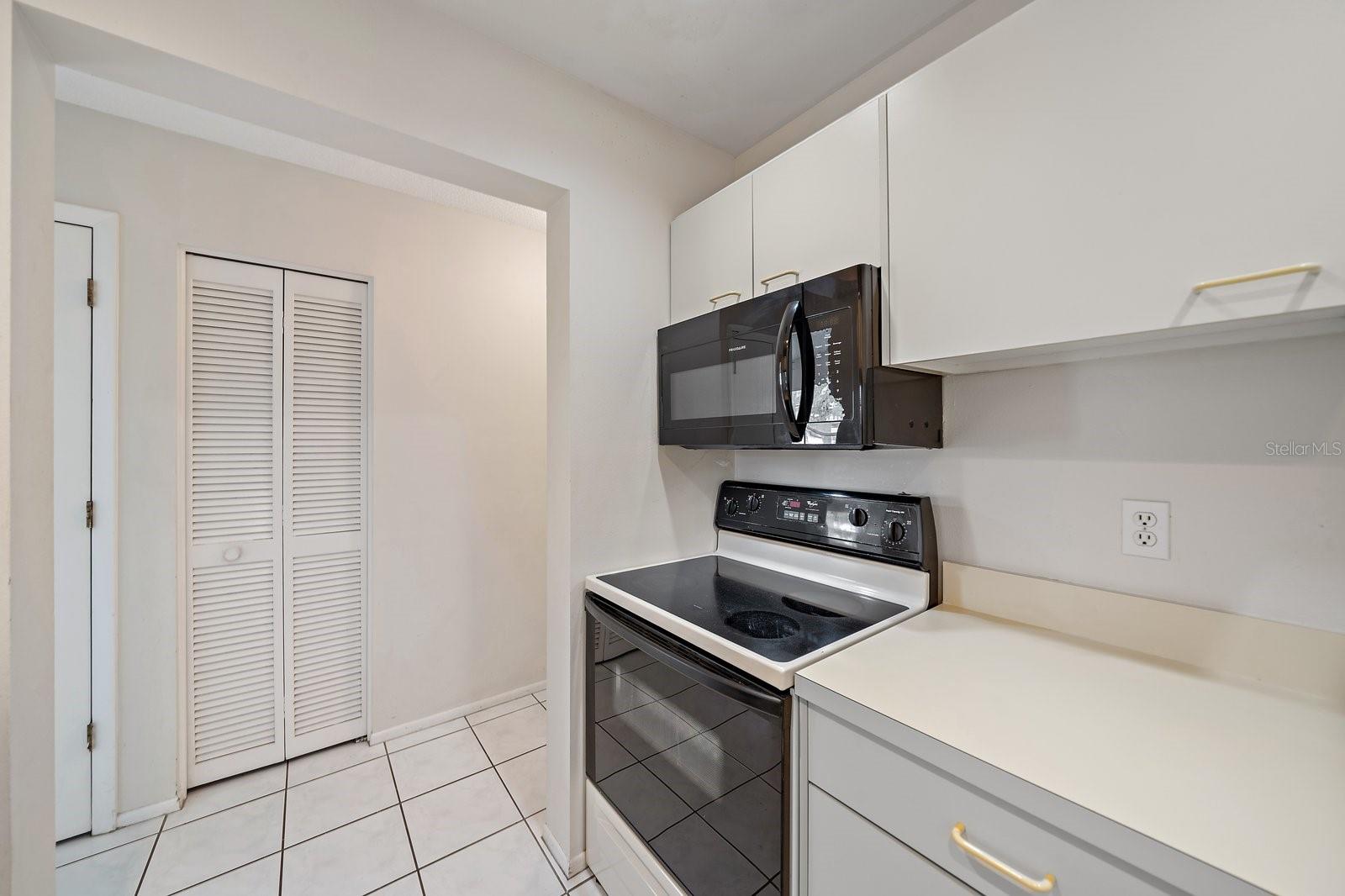 Image 15 of 29 For 3779 59th Avenue W 1050