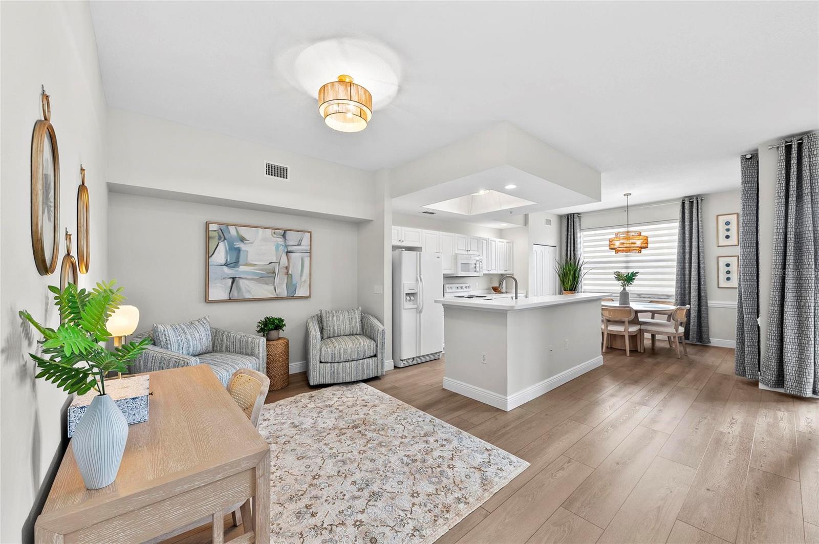 Image 33 of 46 For 5280 Hyland Hills Avenue 1812