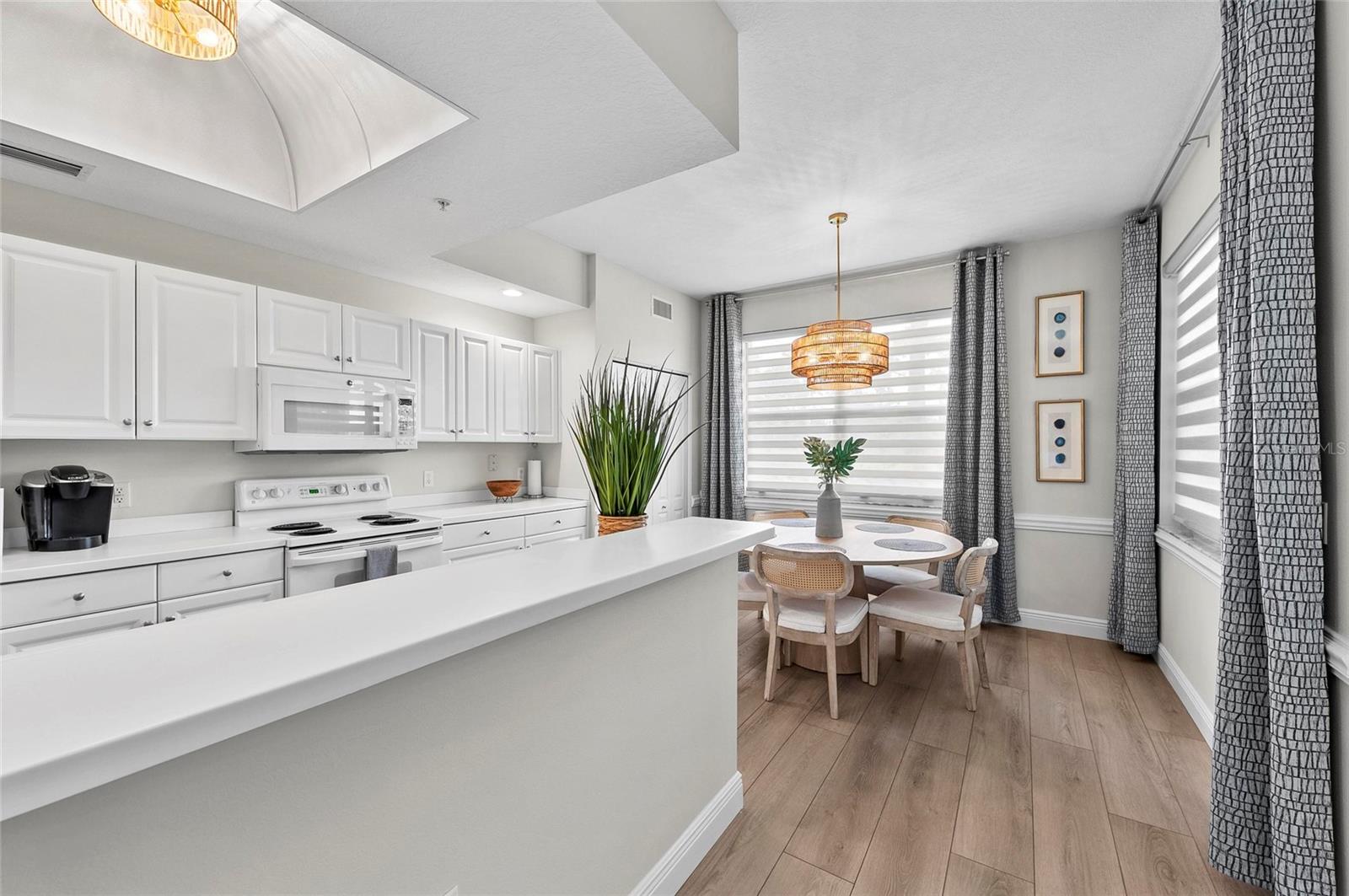 Image 34 of 46 For 5280 Hyland Hills Avenue 1812