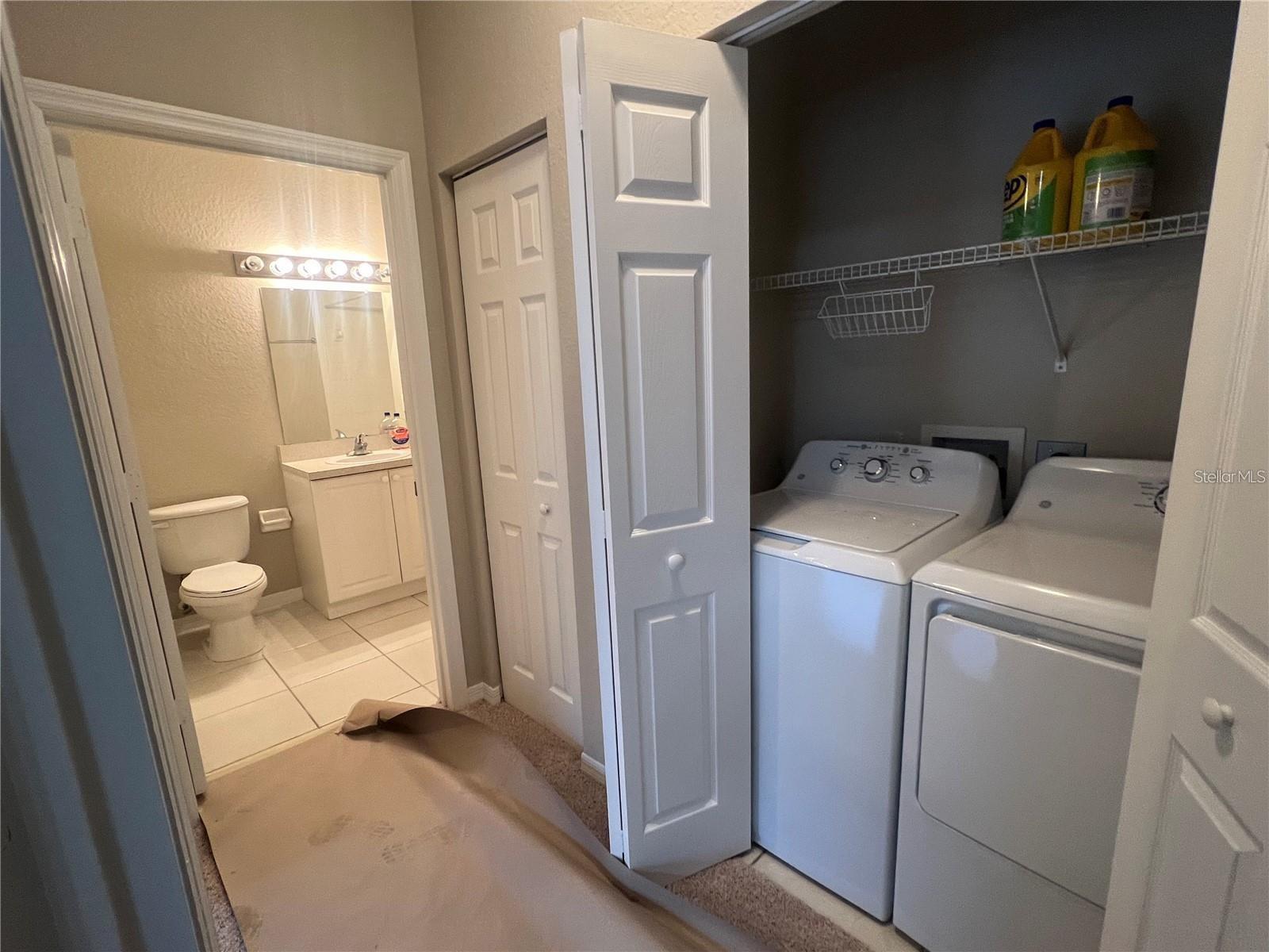 Image 18 of 27 For 3958 Mediterranea Circle 411
