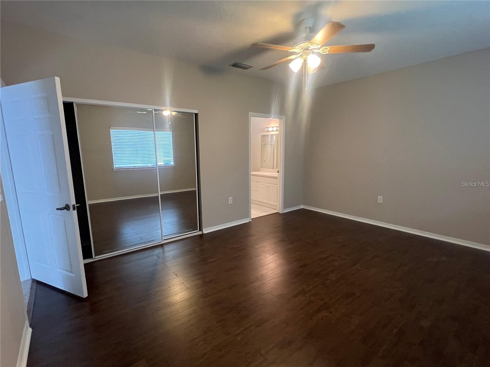 Image 7 of 27 For 3958 Mediterranea Circle 411
