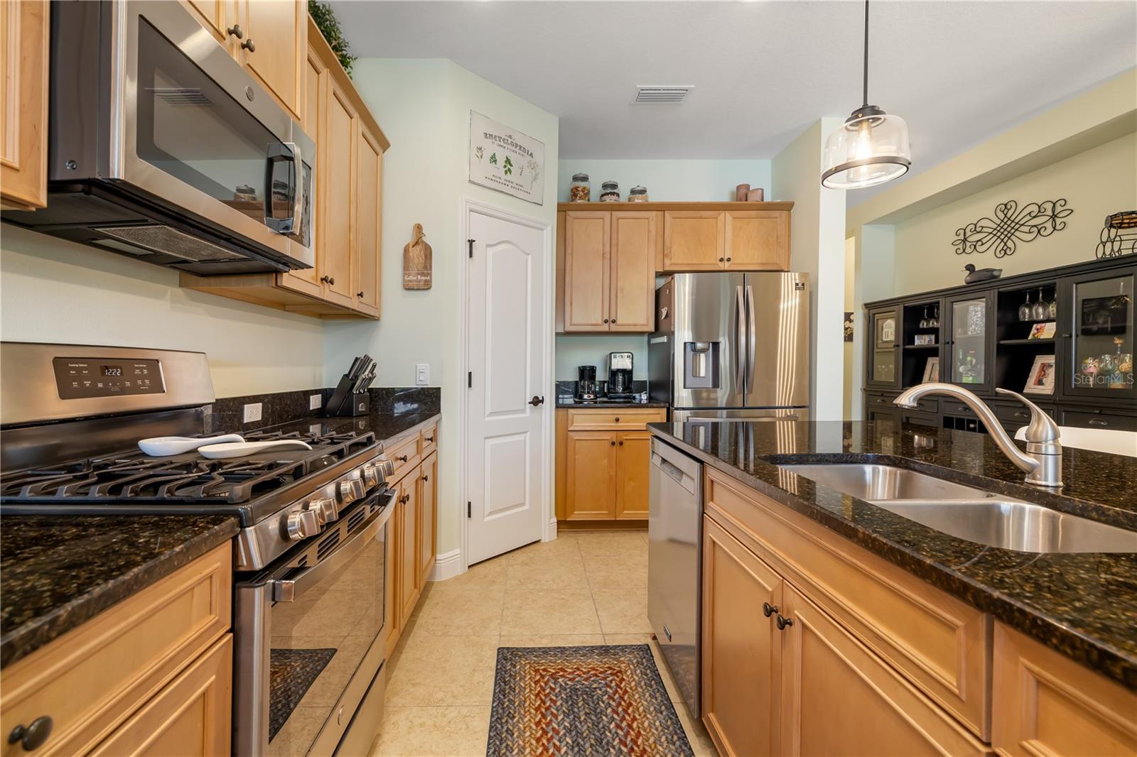 Image 10 of 70 For 4716 Foxtail Drive