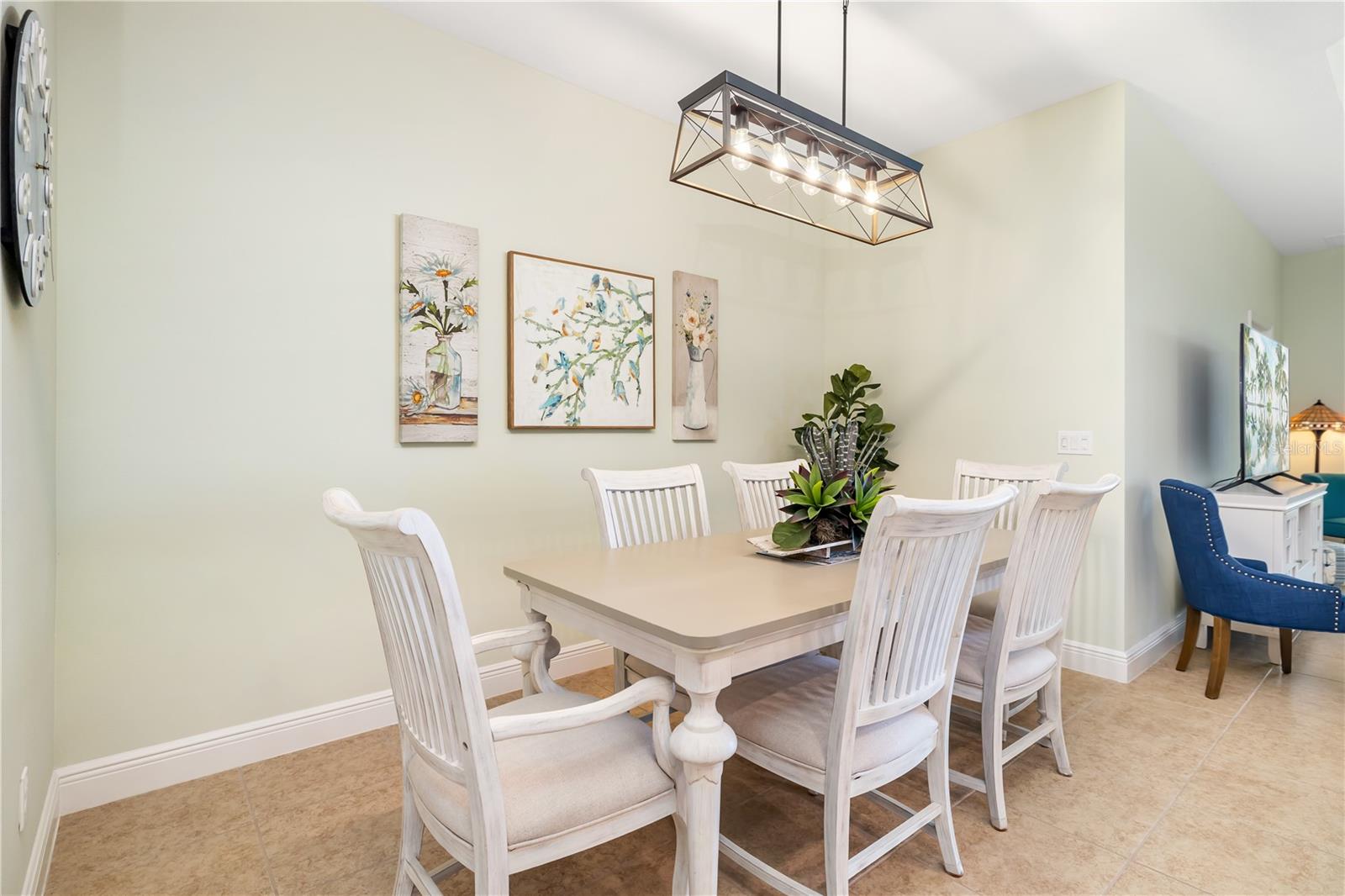 Image 14 of 70 For 4716 Foxtail Drive