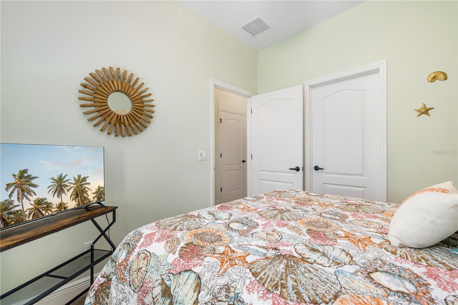 Image 29 of 70 For 4716 Foxtail Drive