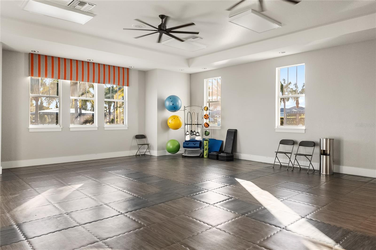 Image 63 of 70 For 4716 Foxtail Drive