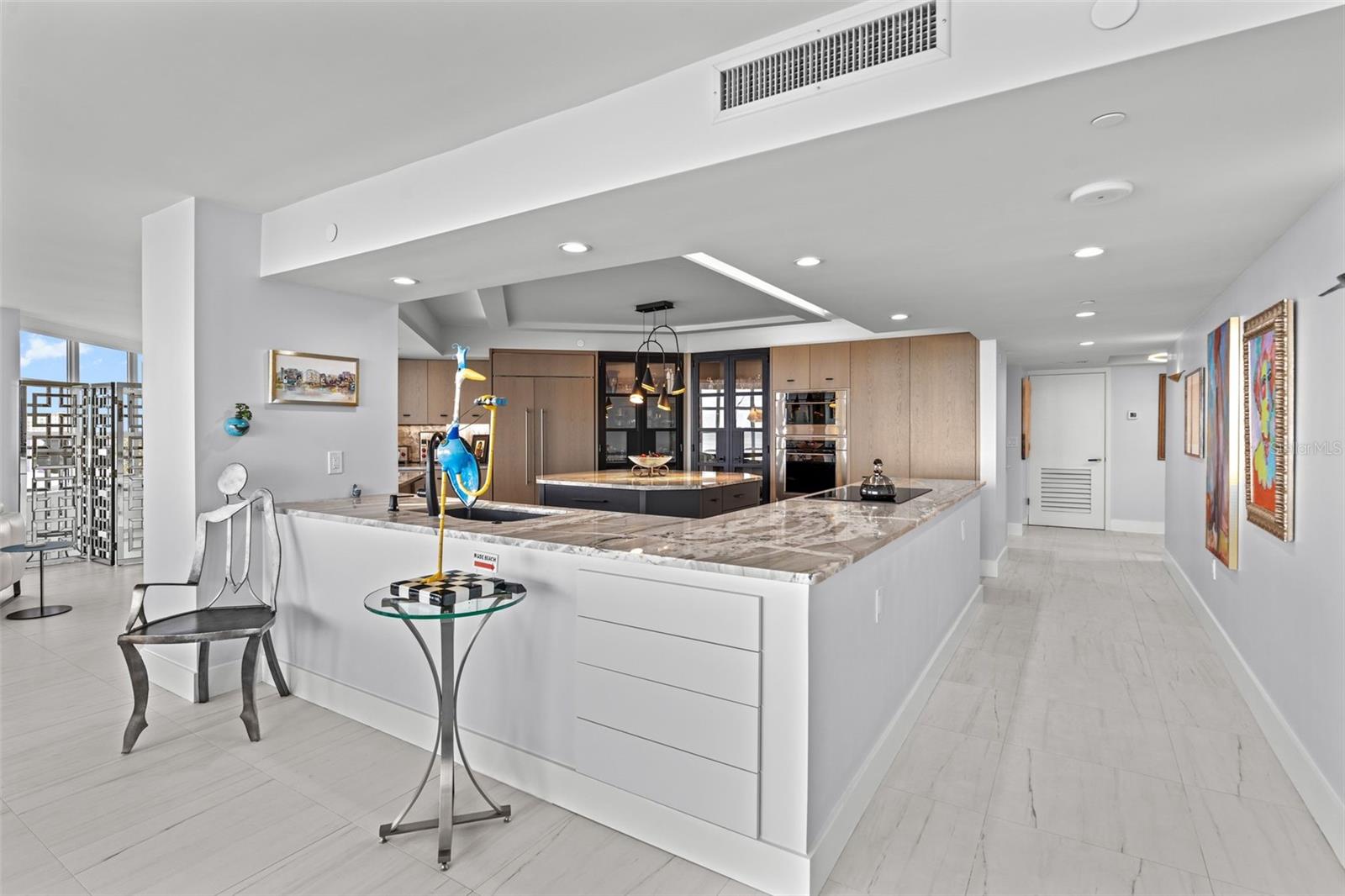 Image 9 of 57 For 988 Blvd Of The Arts  1017