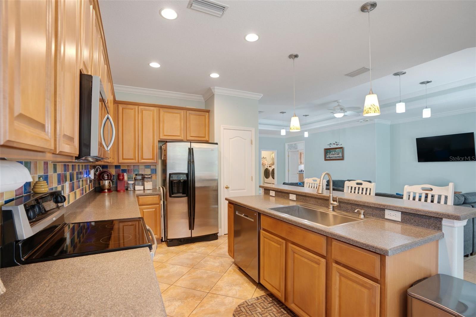 Image 19 of 41 For 9047 39th Street Circle E