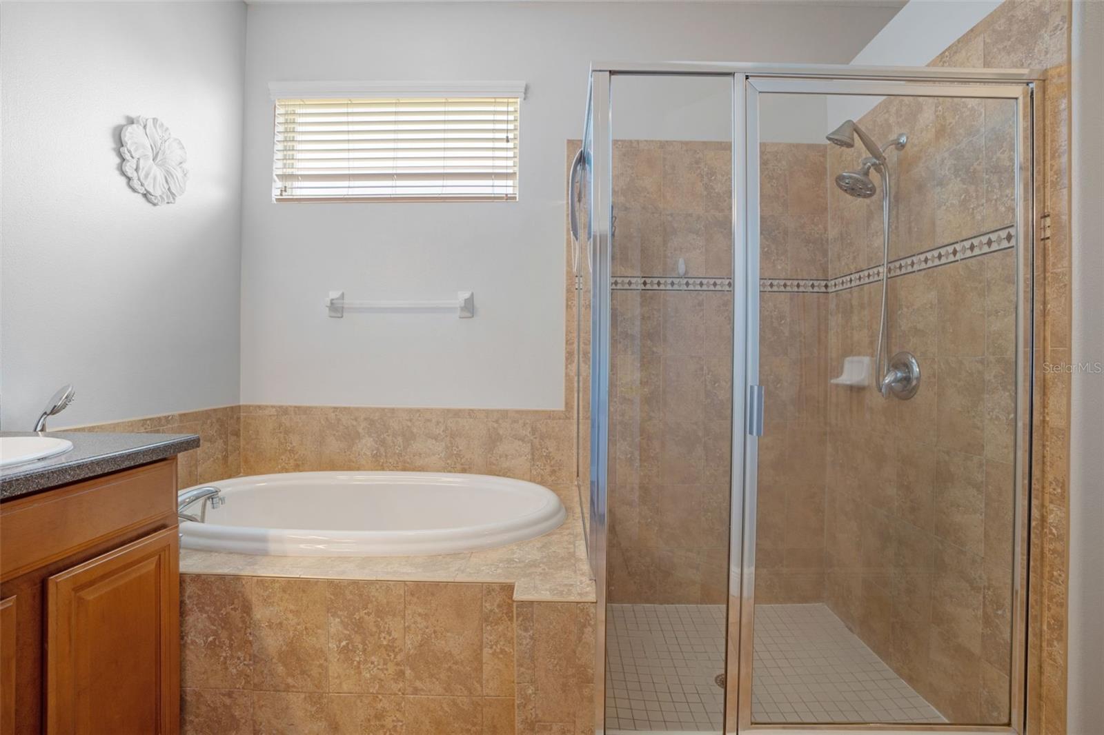 Image 26 of 41 For 9047 39th Street Circle E