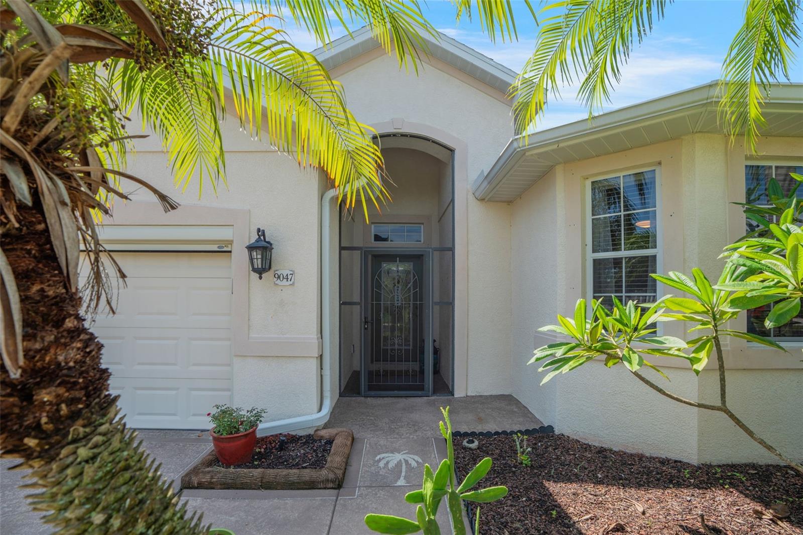 Image 4 of 41 For 9047 39th Street Circle E