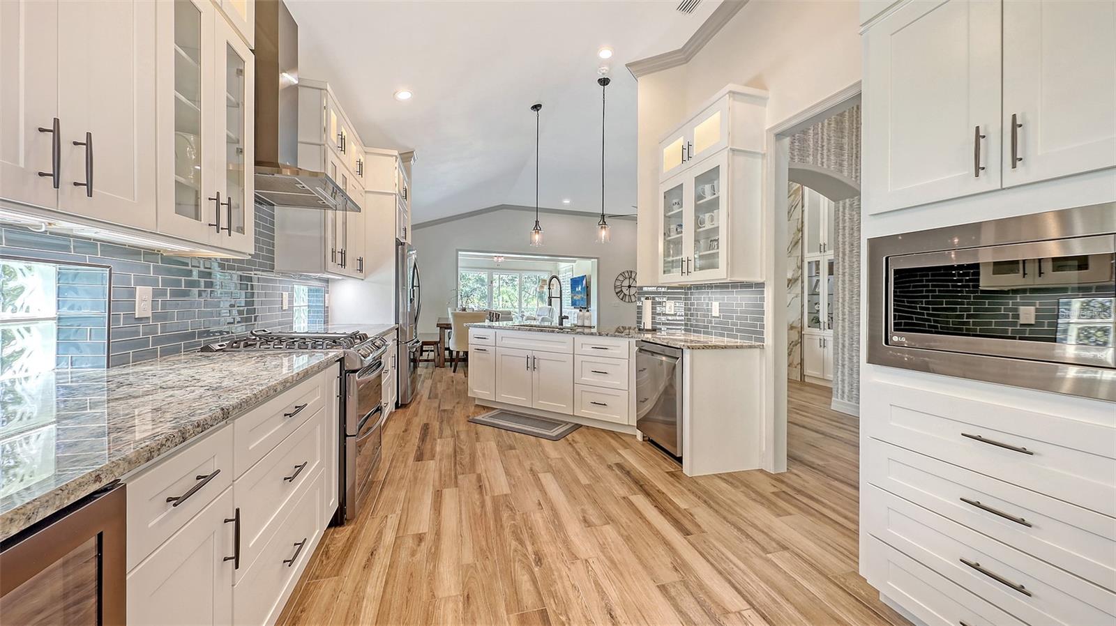 Image 10 of 52 For 6505 Oakland Hills Drive