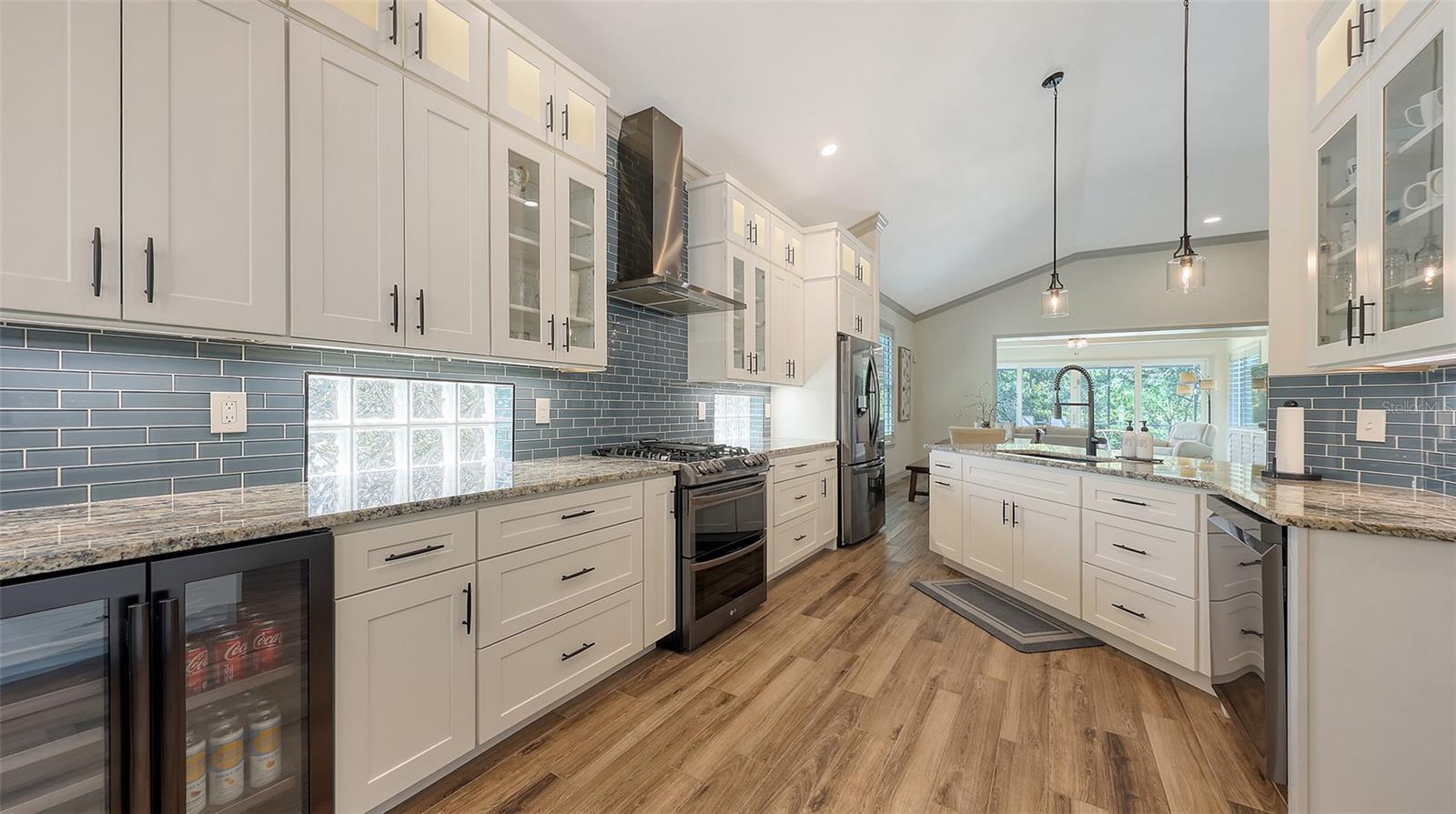 Image 11 of 52 For 6505 Oakland Hills Drive