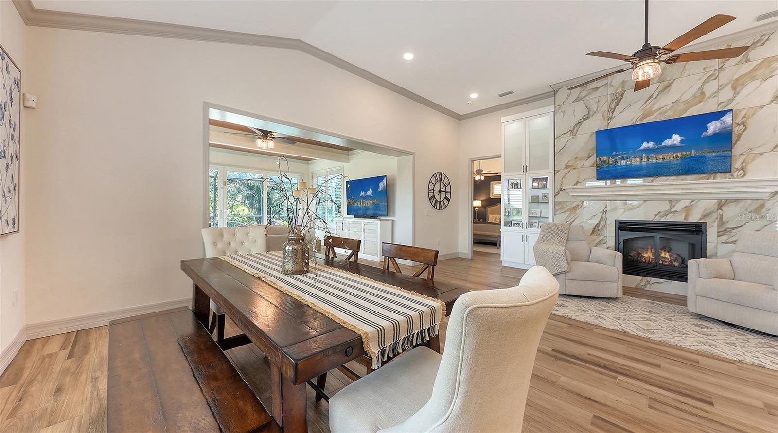 Image 12 of 52 For 6505 Oakland Hills Drive