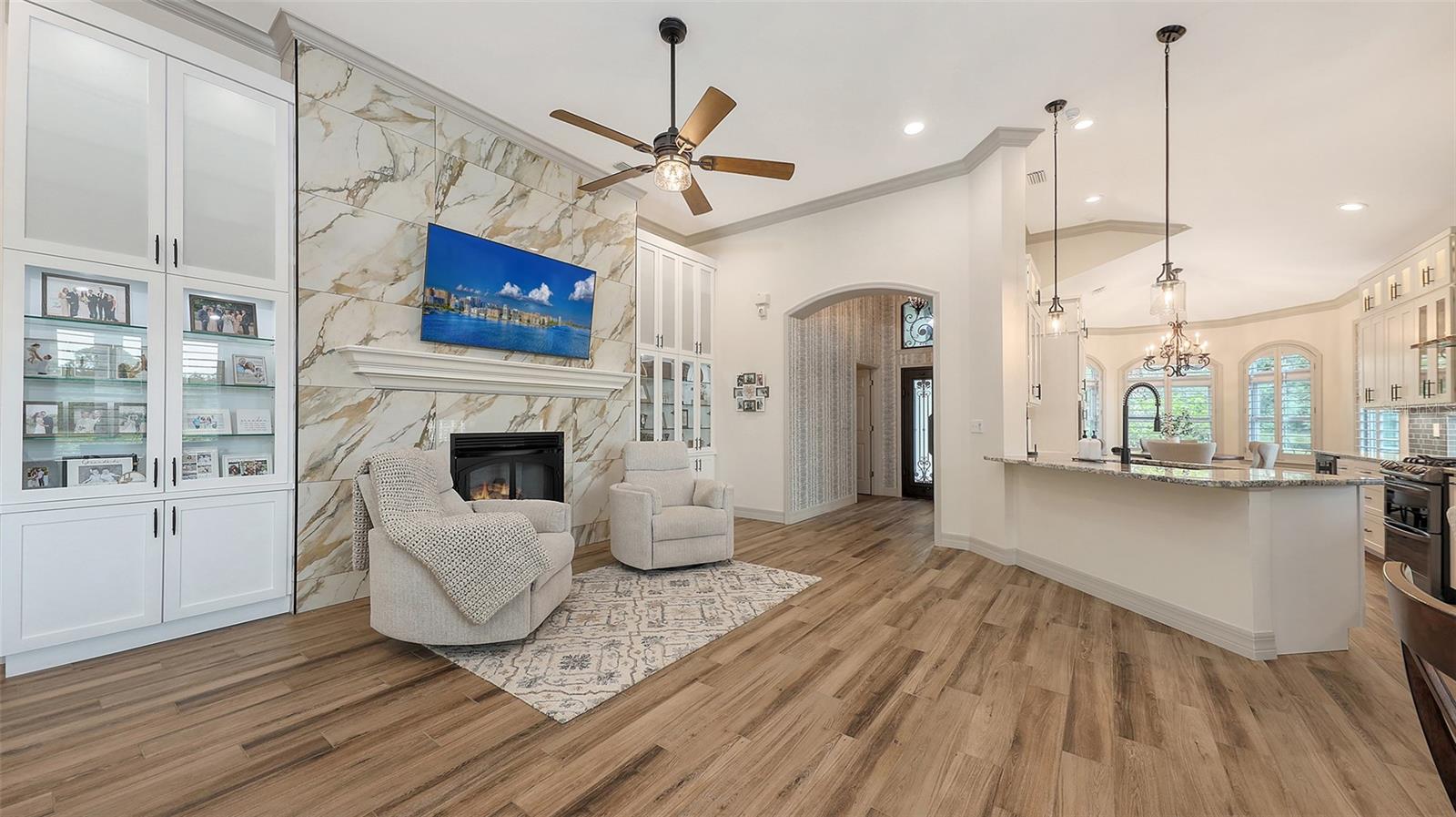 Image 16 of 52 For 6505 Oakland Hills Drive