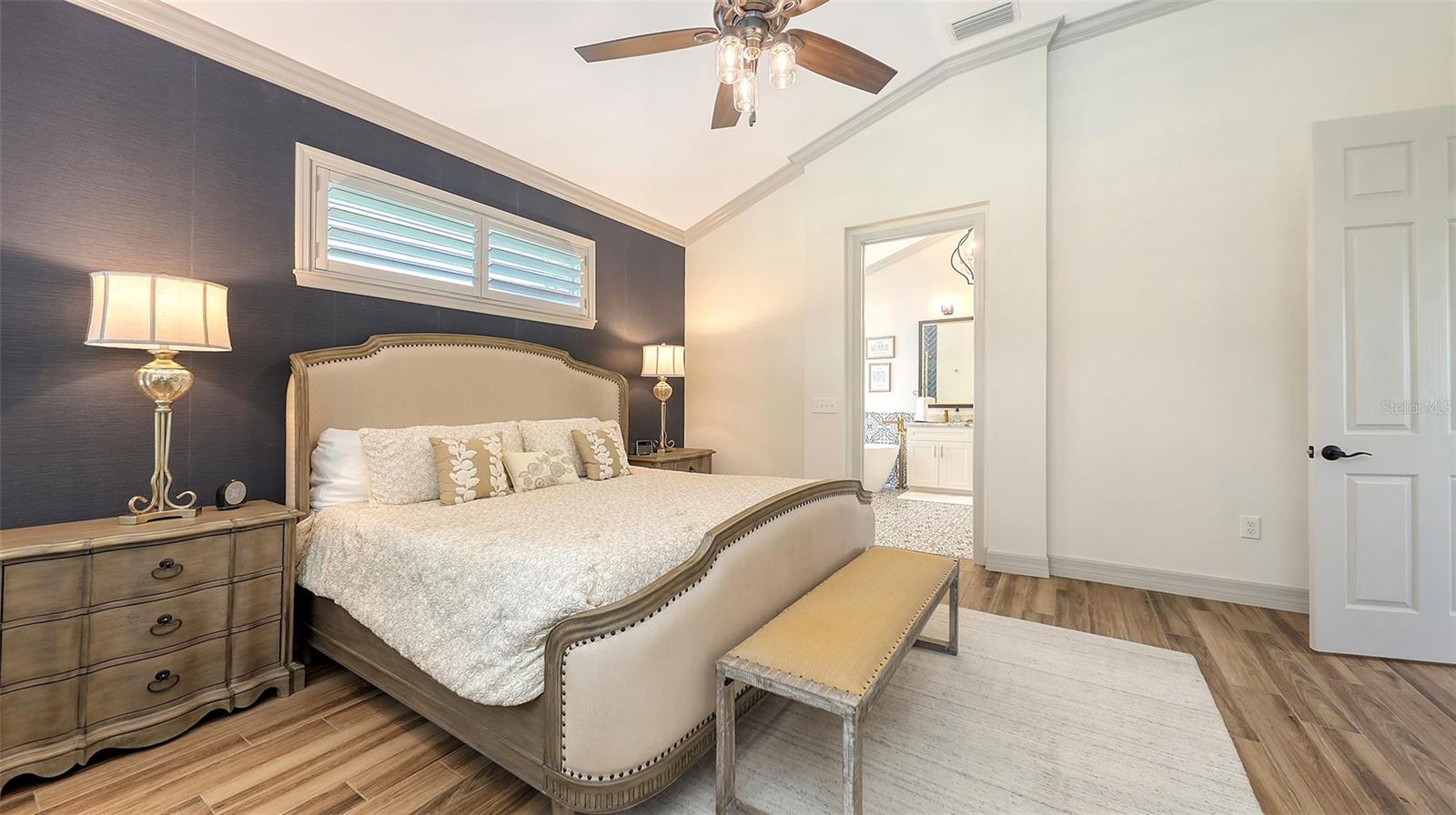 Image 26 of 52 For 6505 Oakland Hills Drive