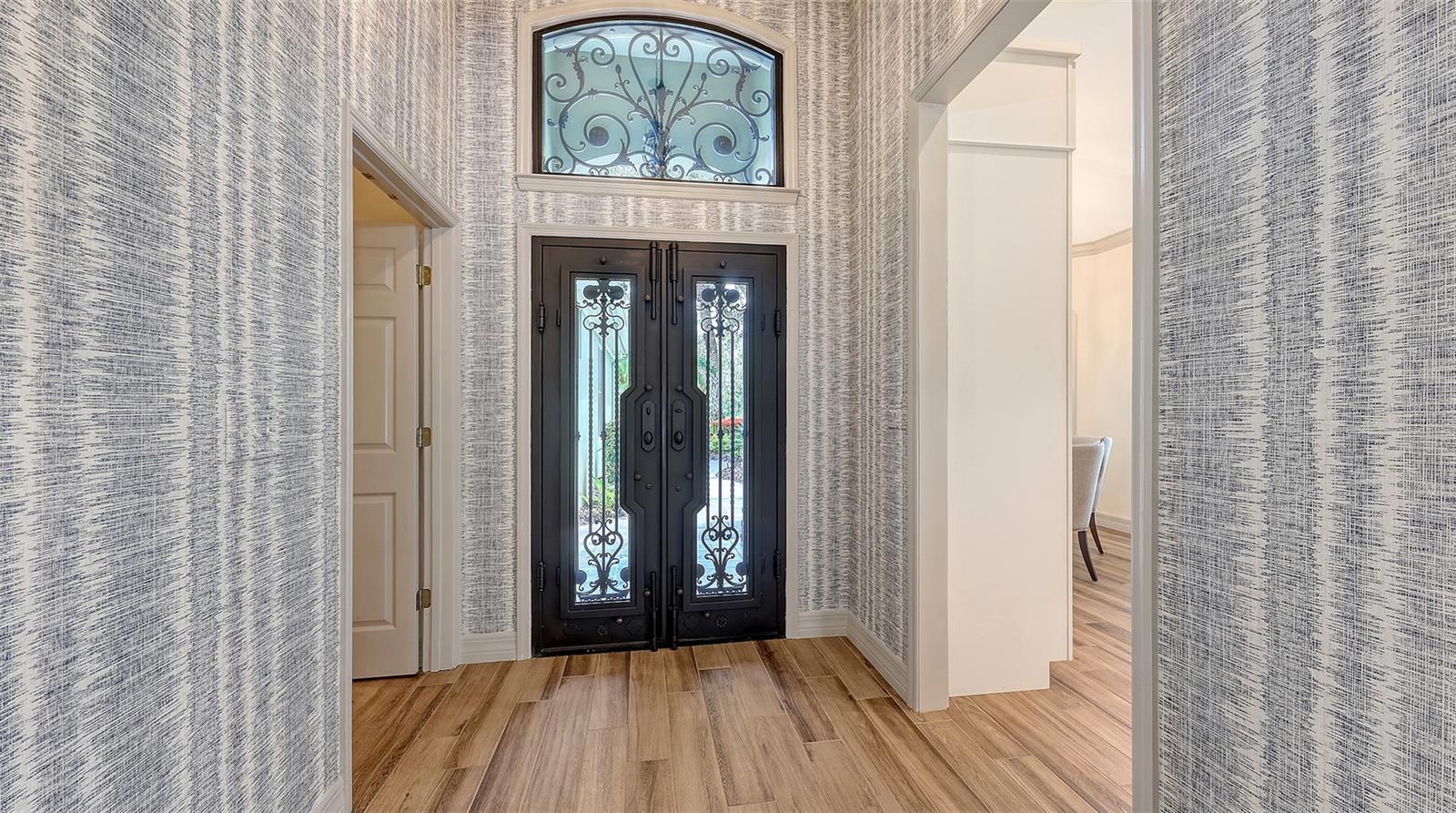 Image 5 of 52 For 6505 Oakland Hills Drive