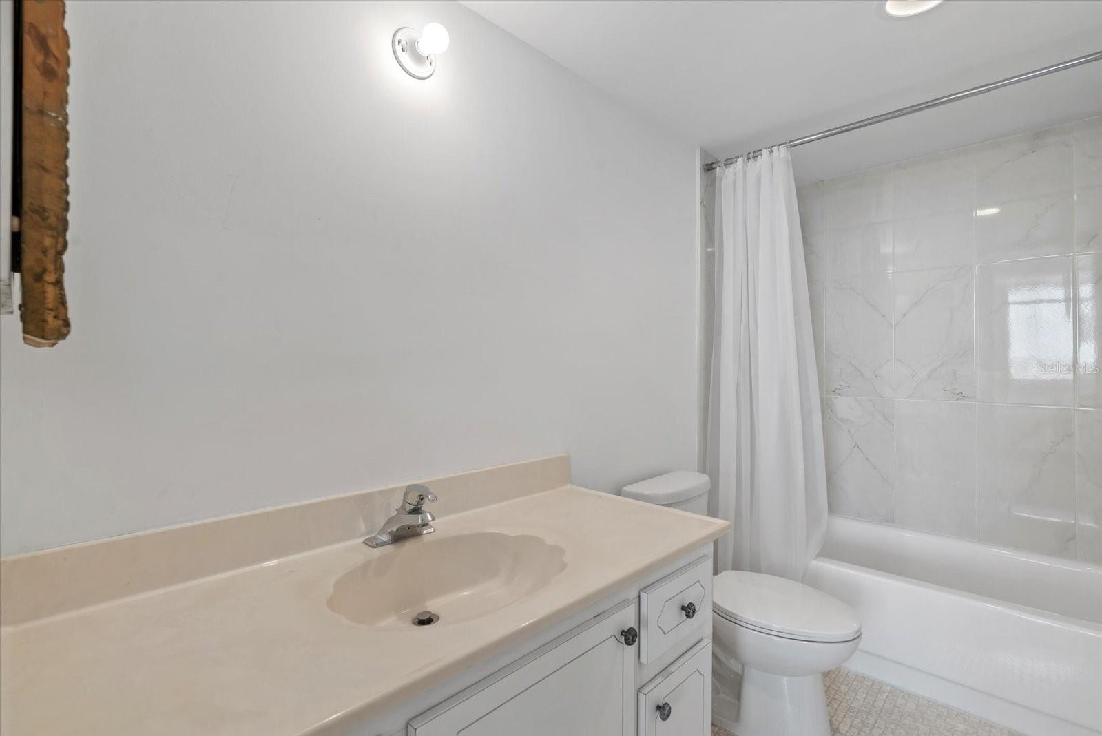 Image 15 of 34 For 101 Gulfstream Avenue 10j