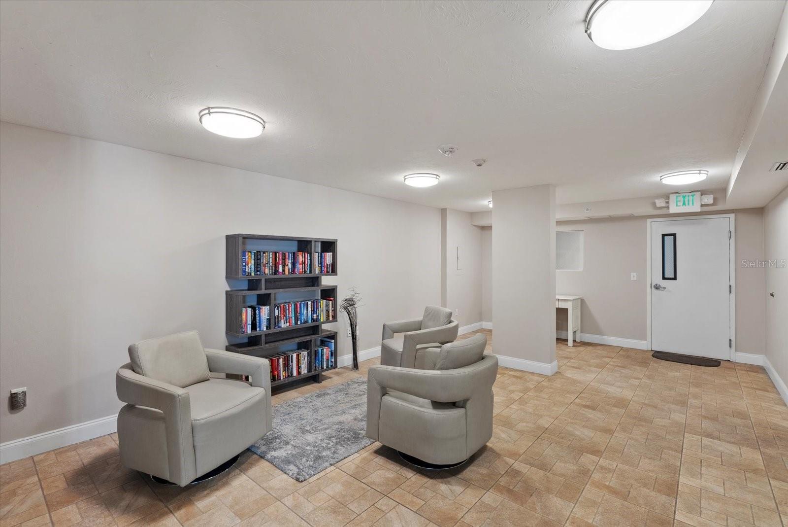 Image 22 of 34 For 101 Gulfstream Avenue 10j