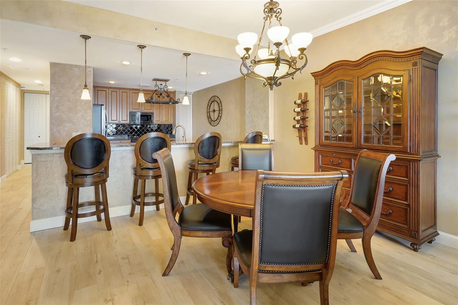 Image 10 of 43 For 87 Vivante Boulevard 403