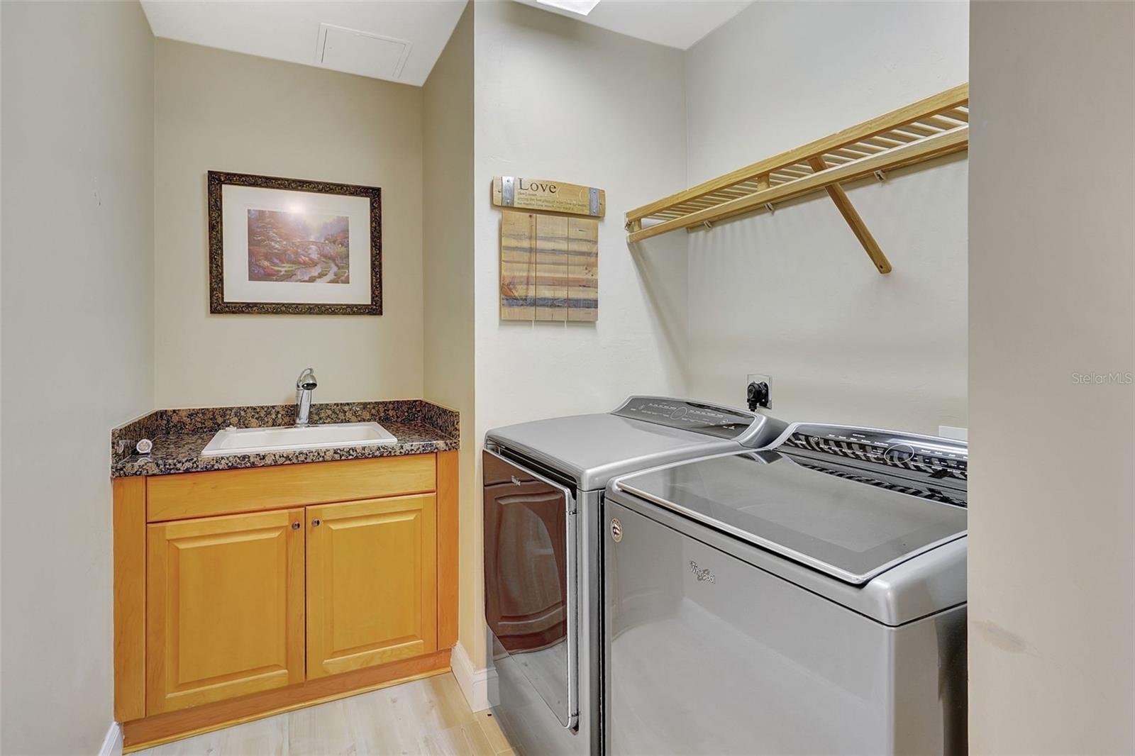 Image 15 of 43 For 87 Vivante Boulevard 403