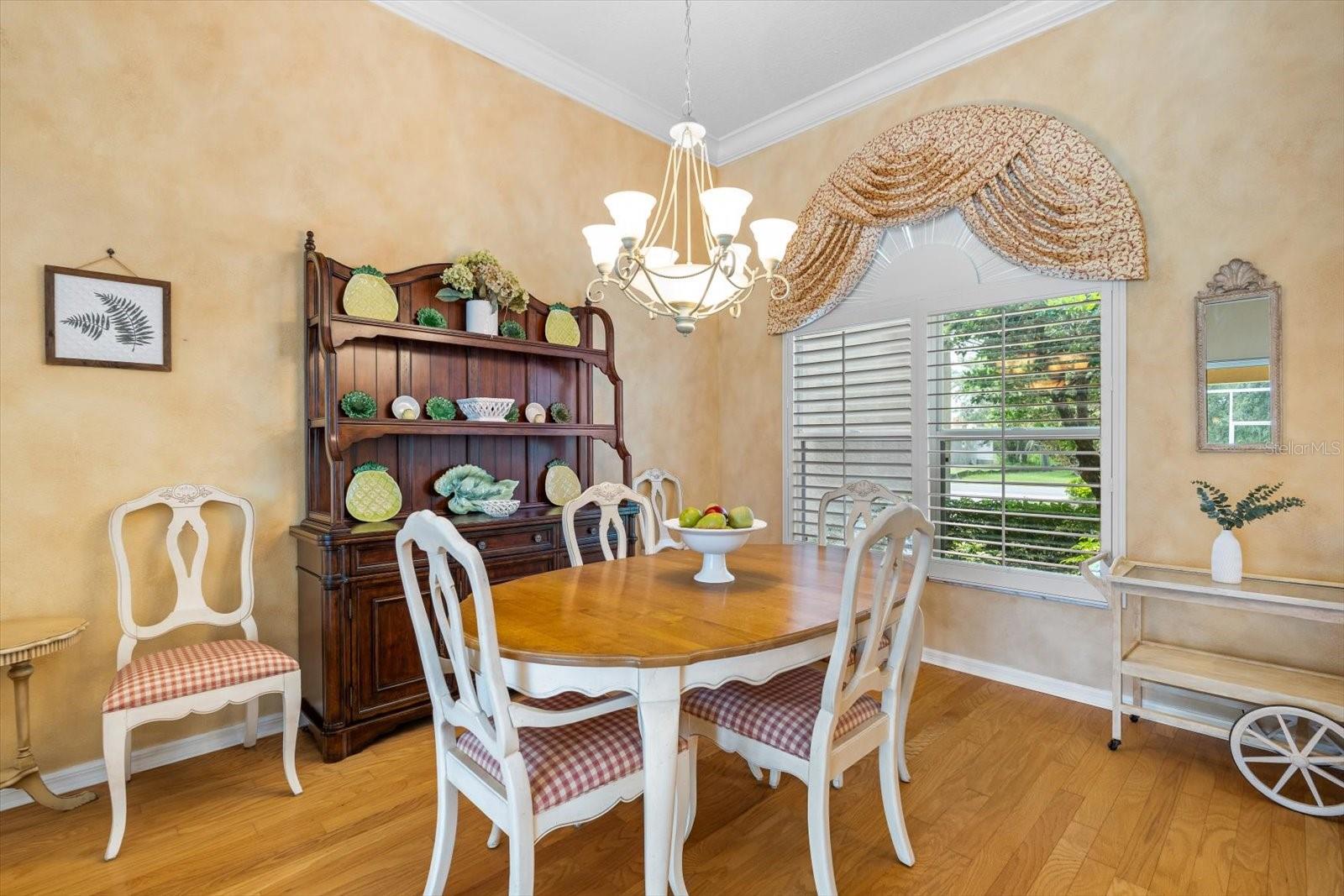 Image 10 of 64 For 1229 Palm View Road