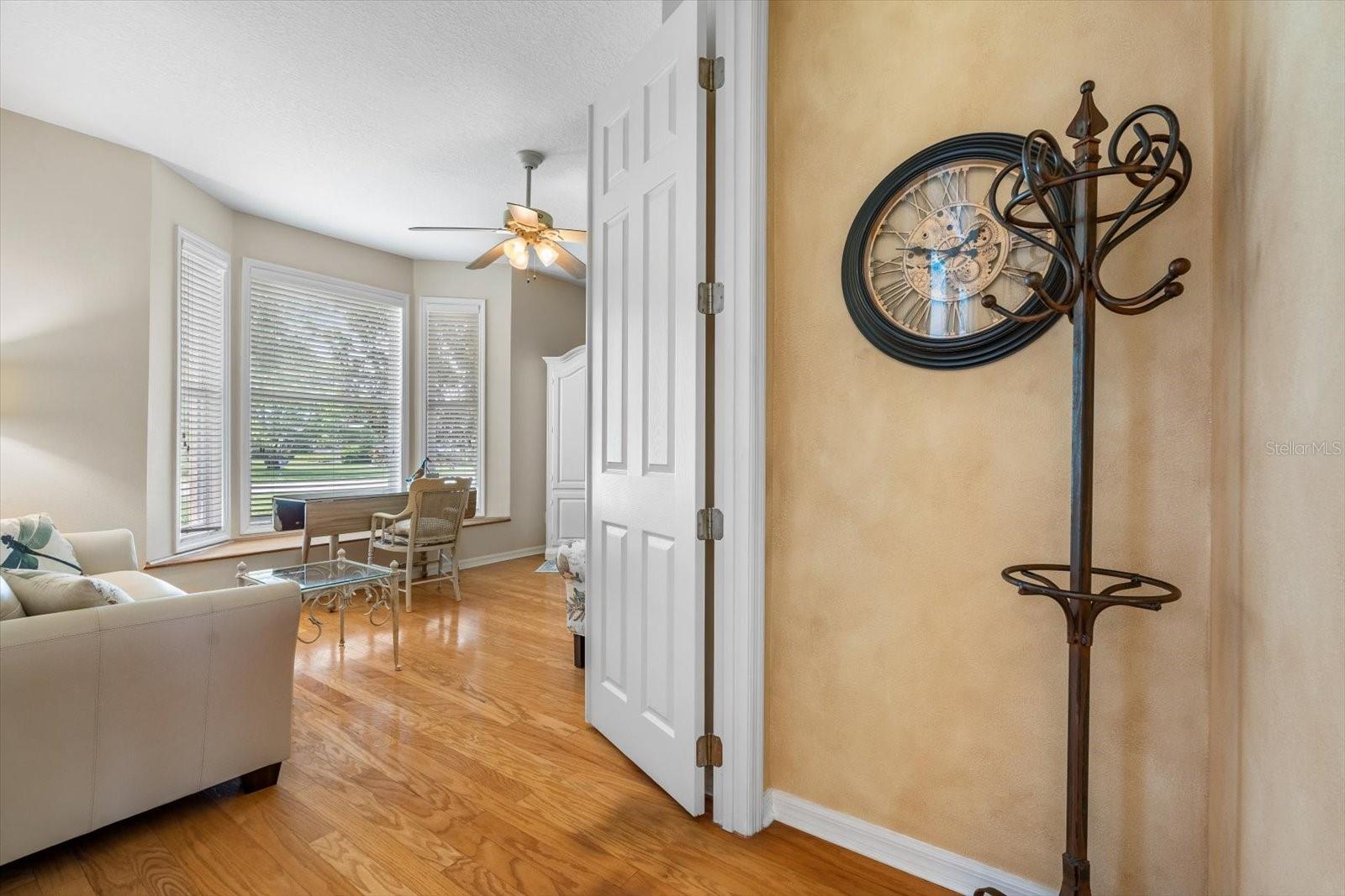 Image 13 of 64 For 1229 Palm View Road