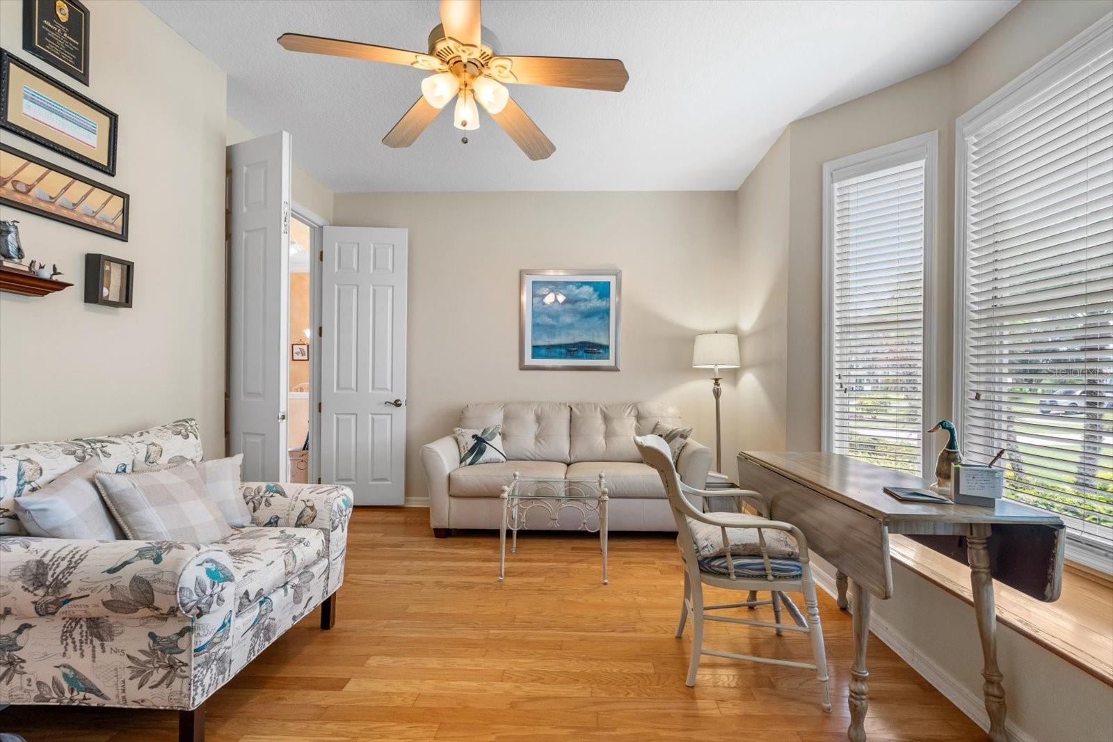 Image 15 of 64 For 1229 Palm View Road