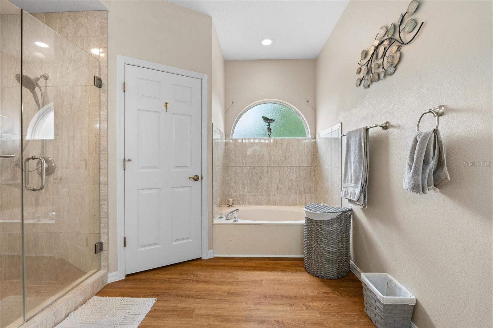 Image 21 of 64 For 1229 Palm View Road