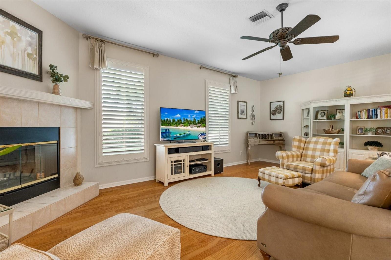 Image 30 of 64 For 1229 Palm View Road