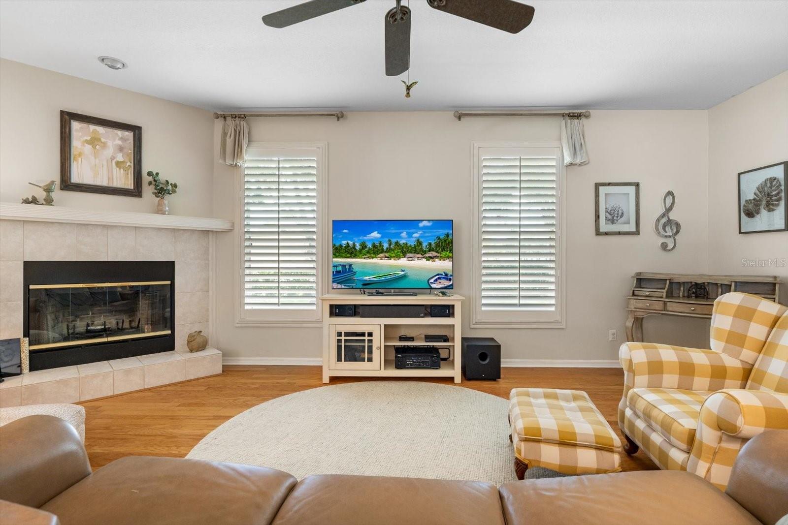 Image 31 of 64 For 1229 Palm View Road