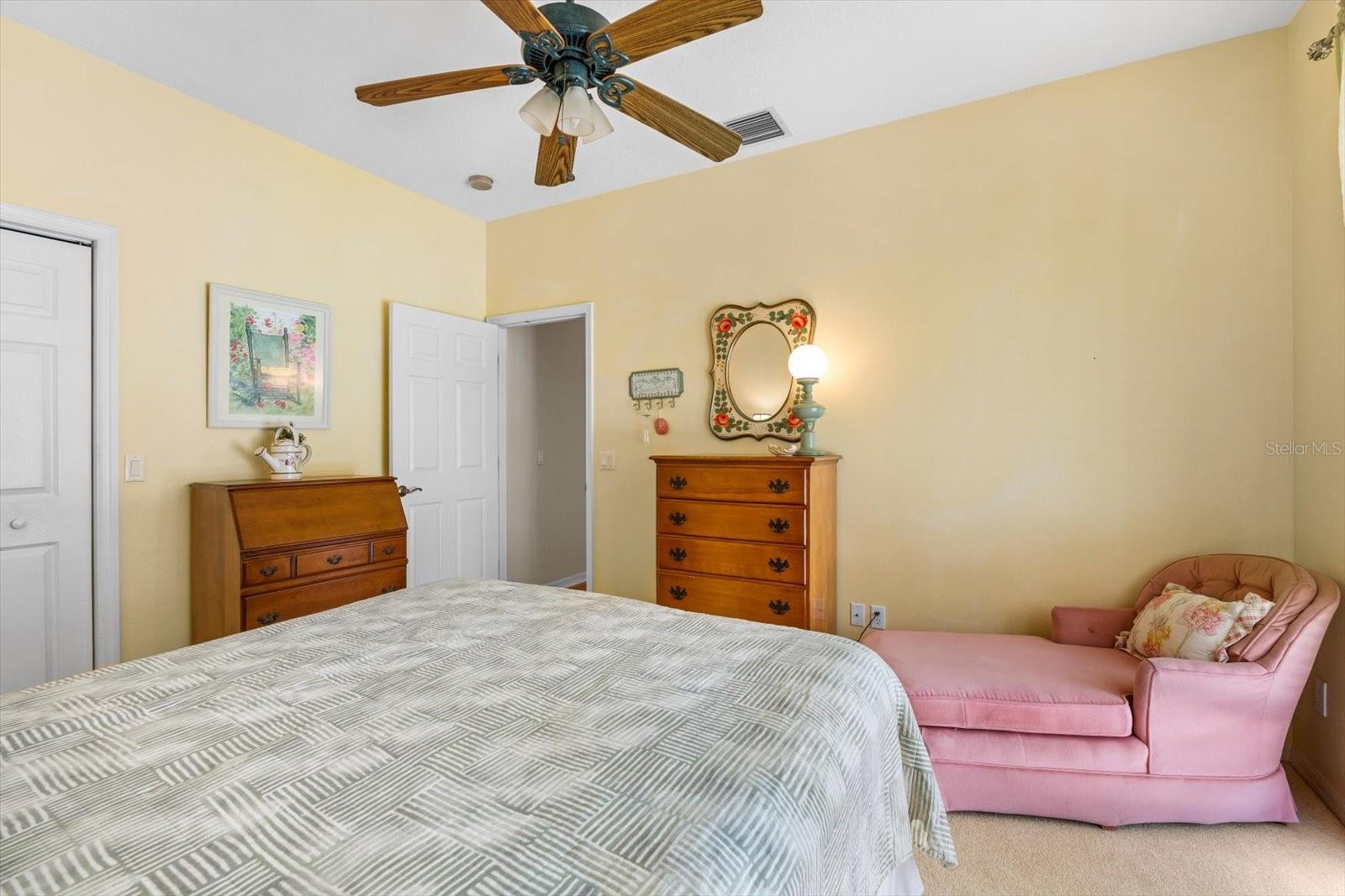 Image 36 of 64 For 1229 Palm View Road