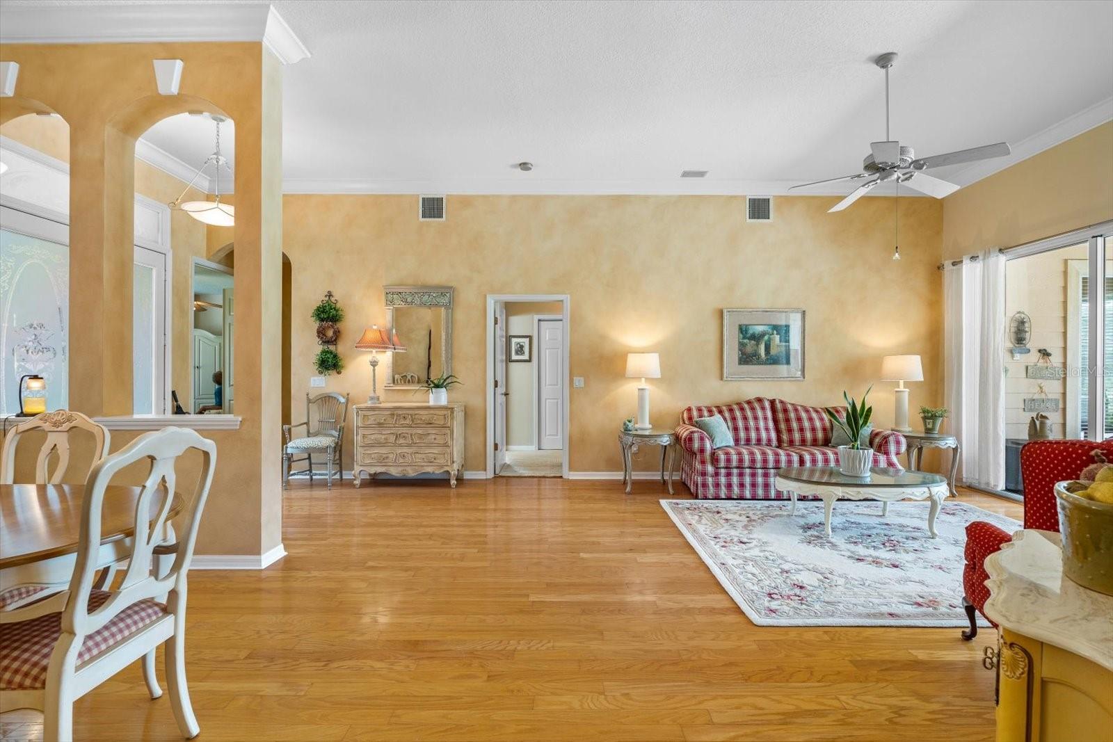 Image 5 of 64 For 1229 Palm View Road