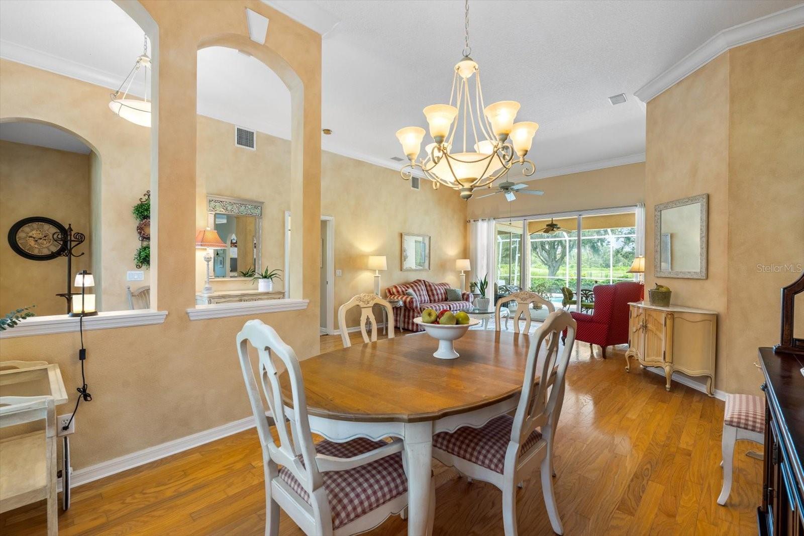 Image 6 of 64 For 1229 Palm View Road