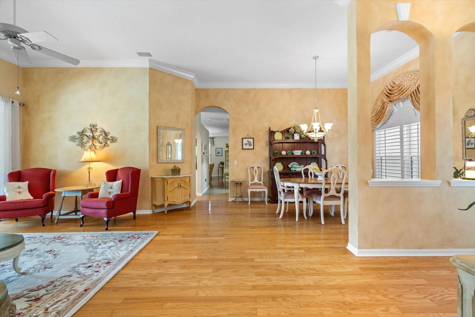 Image 8 of 64 For 1229 Palm View Road