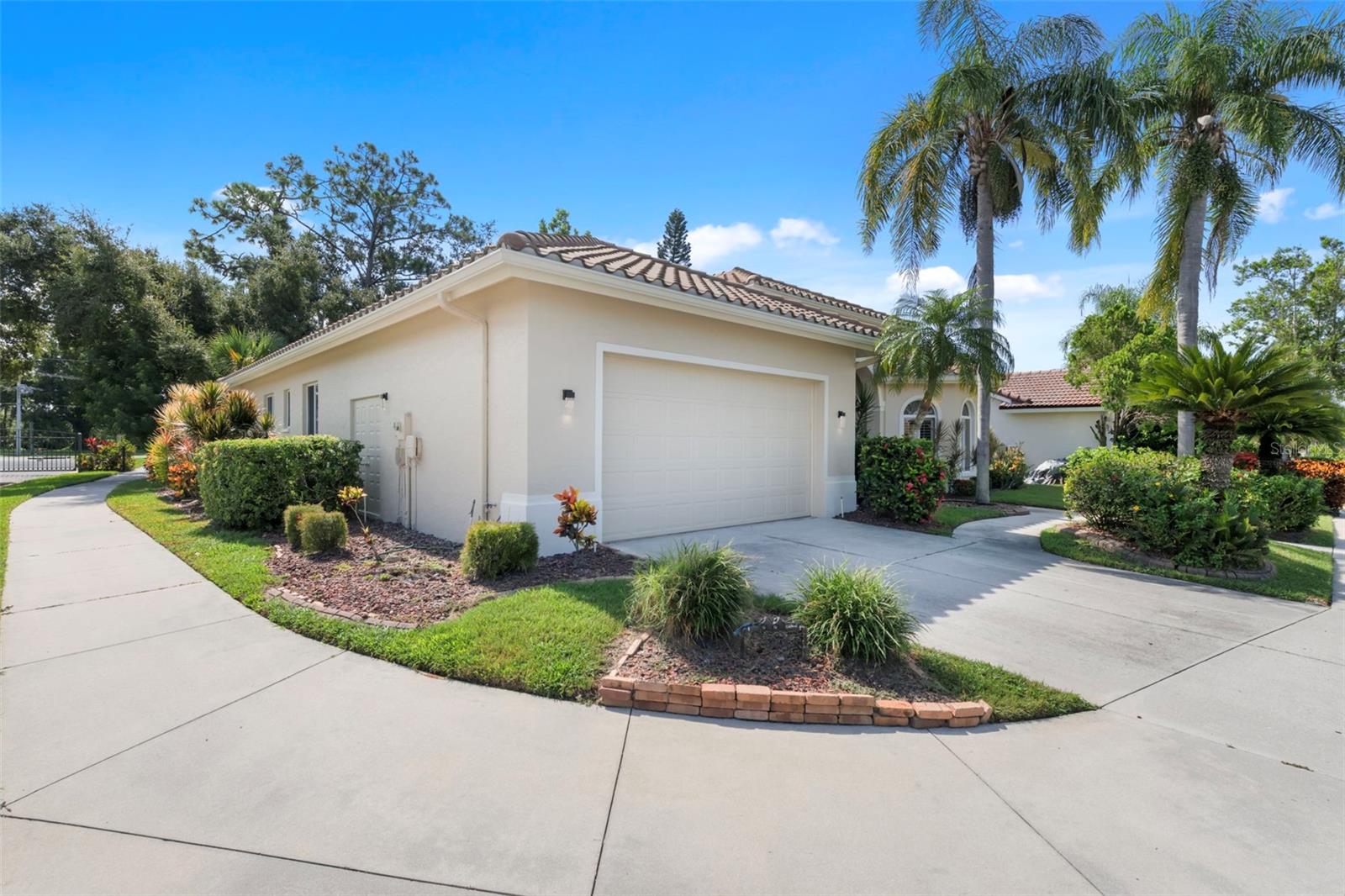 Image 3 of 69 For 8809 Havenridge Drive