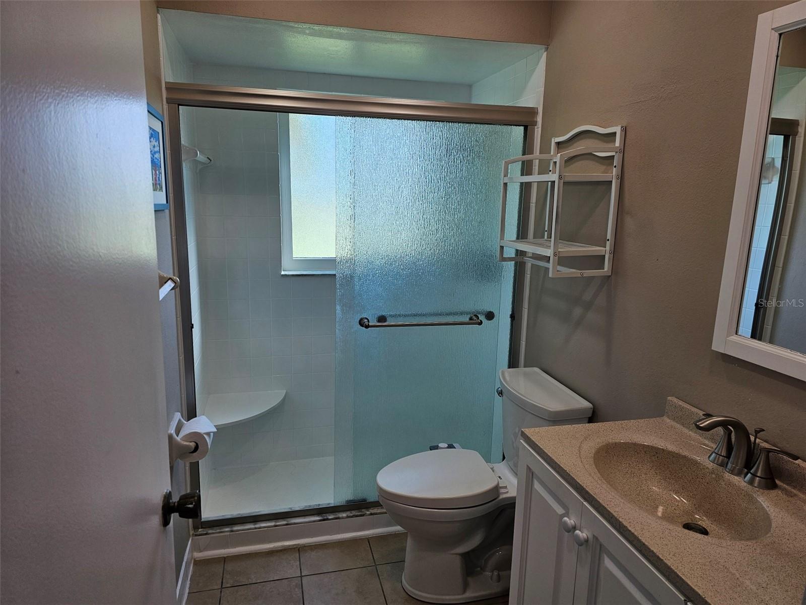 Image 12 of 33 For 5709 13th Avenue W
