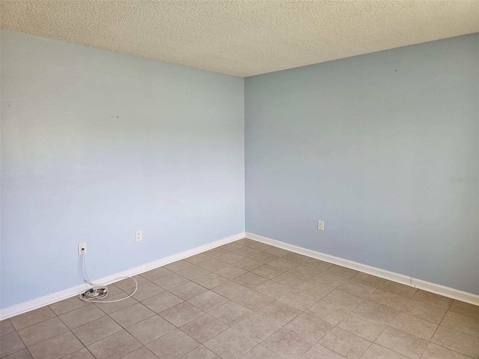 Image 16 of 33 For 5709 13th Avenue W