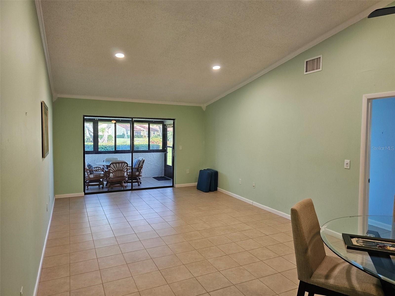 Image 8 of 33 For 5709 13th Avenue W