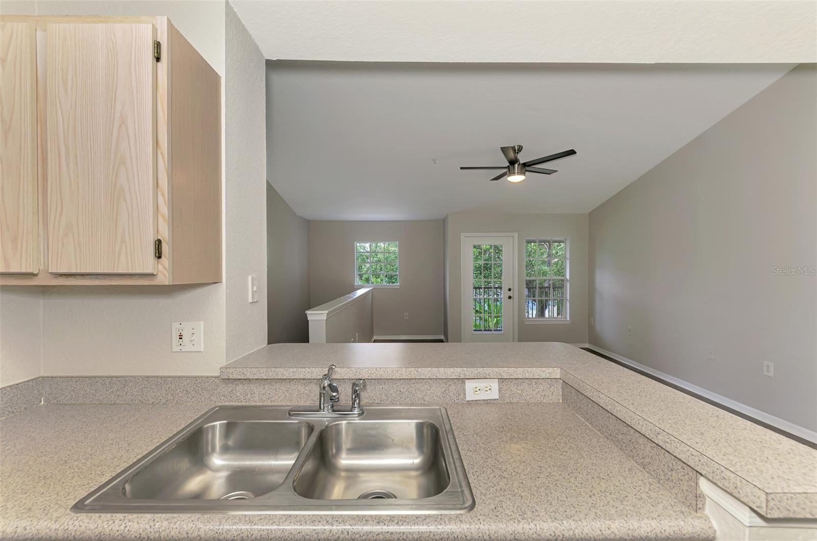 Image 15 of 43 For 8821 Manor Loop 204
