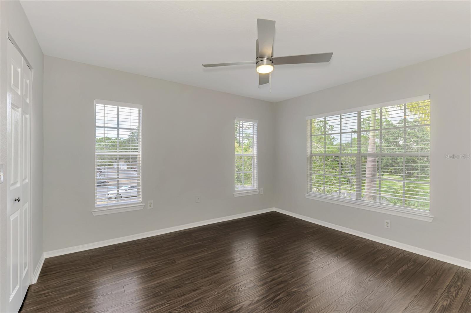 Image 17 of 43 For 8821 Manor Loop 204
