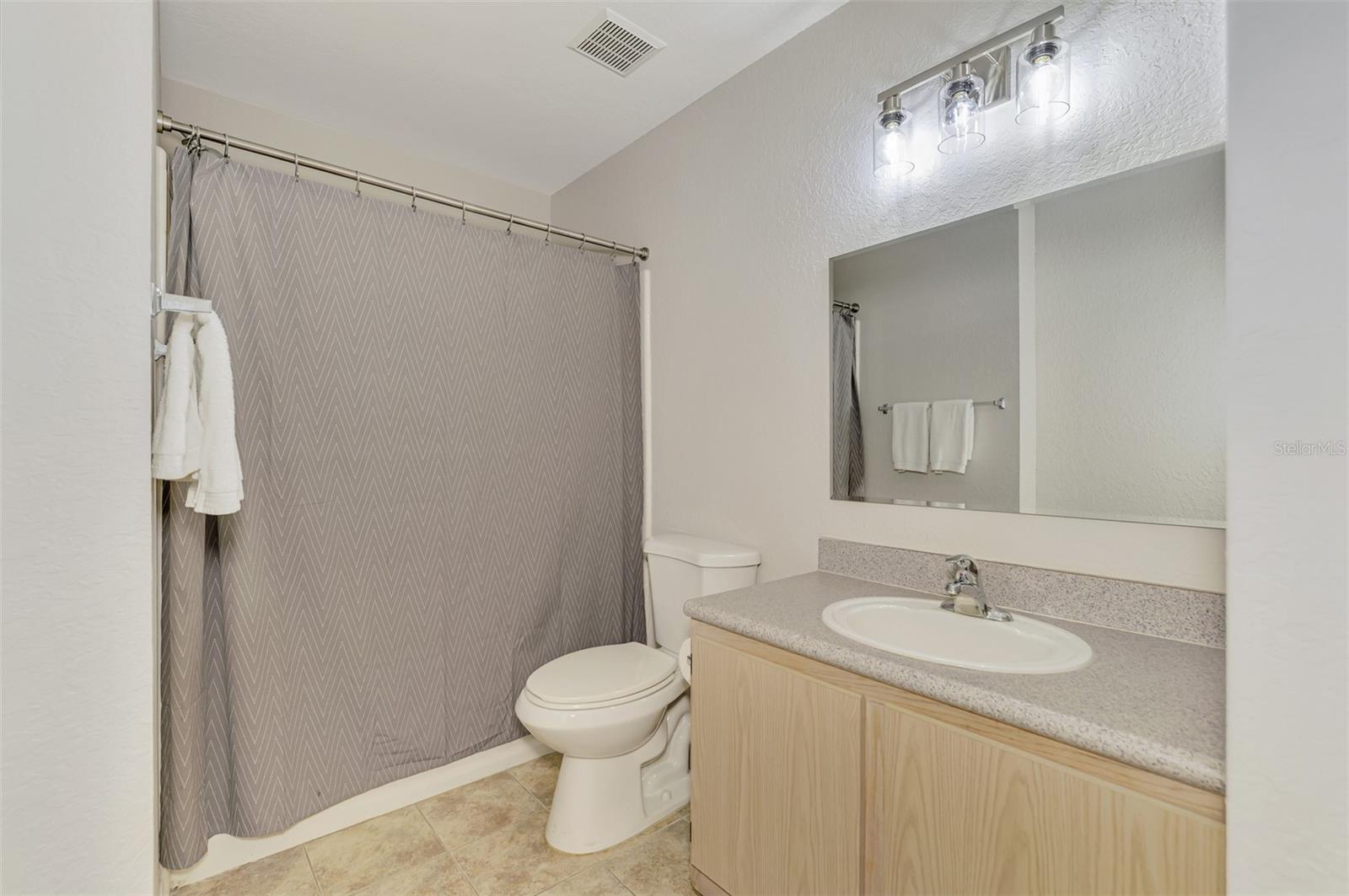 Image 25 of 43 For 8821 Manor Loop 204