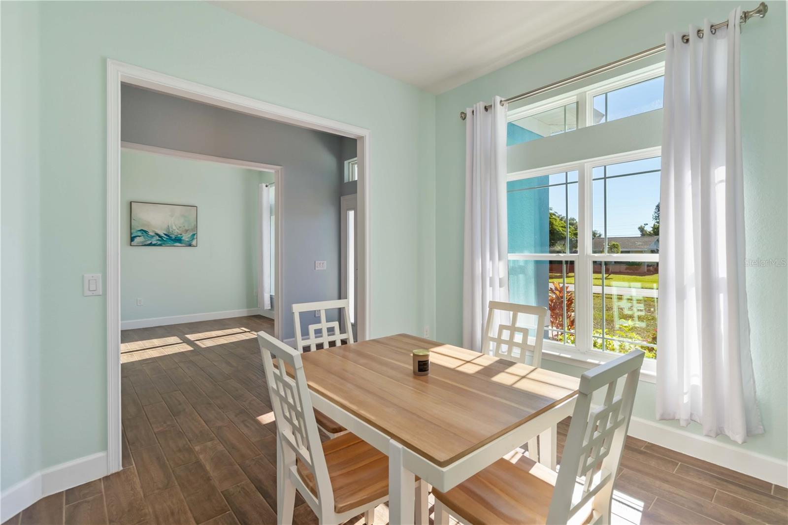 Image 13 of 60 For 364 Garden Road