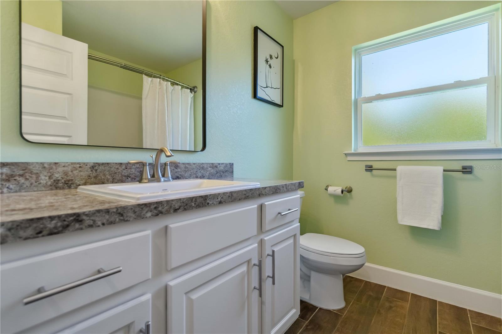 Image 29 of 60 For 364 Garden Road