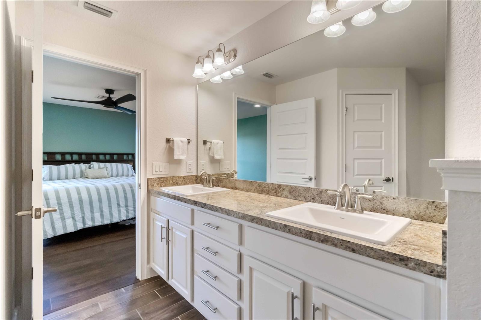 Image 40 of 60 For 364 Garden Road