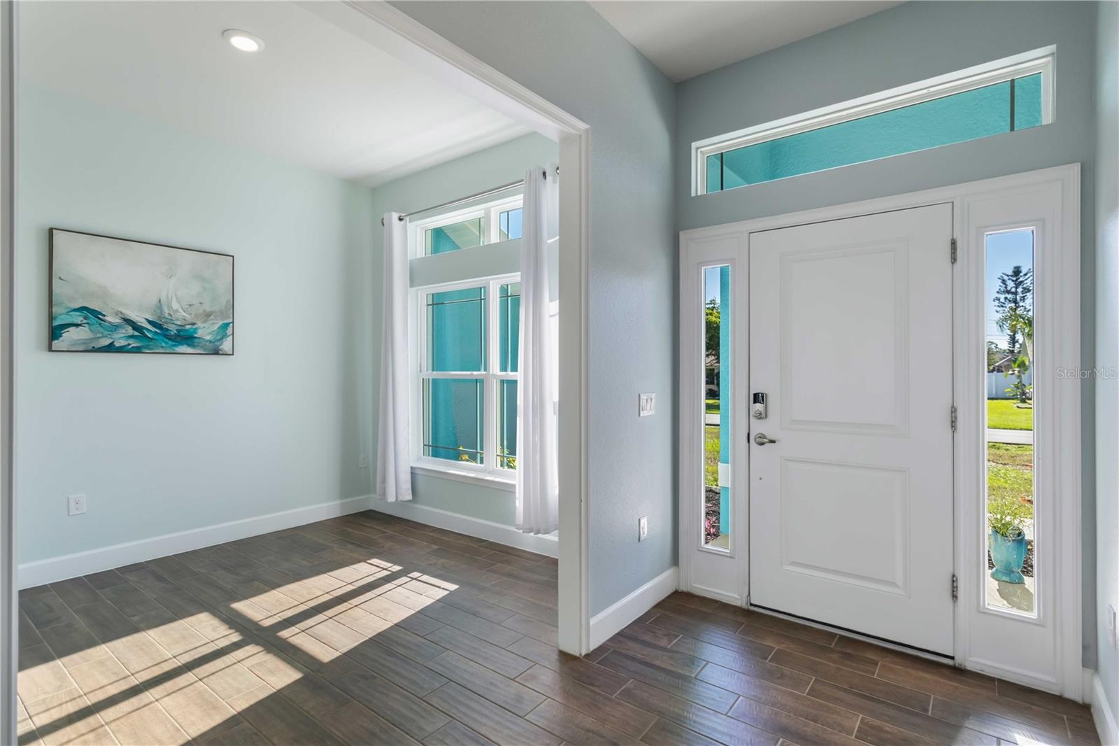 Image 7 of 60 For 364 Garden Road