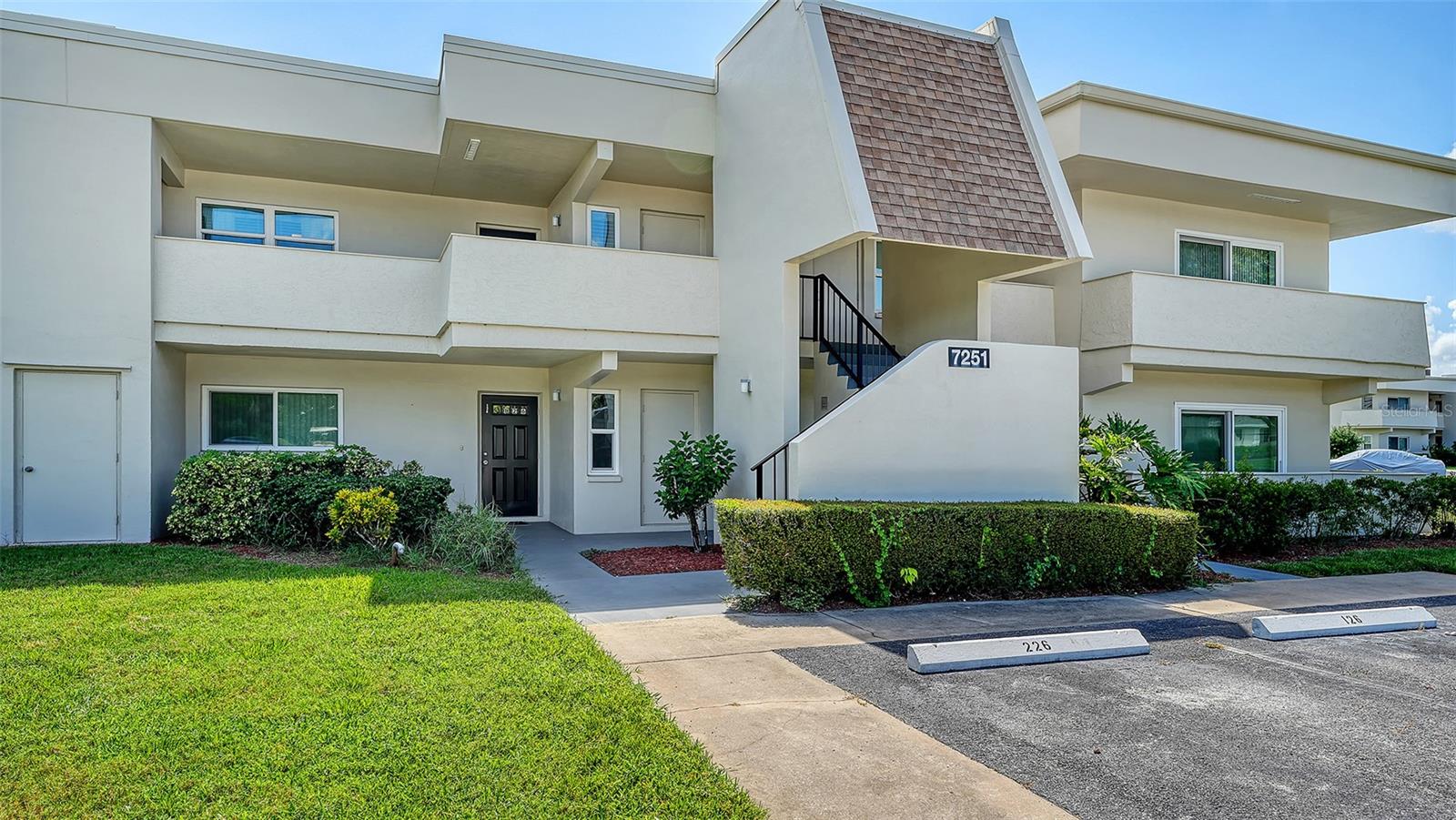 Details for 7251 Country Club Drive N 226, SARASOTA, FL 34243